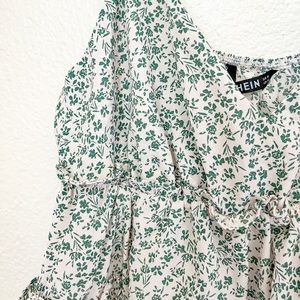 Tie Shoulder Ditsy Floral Layered Cami Top